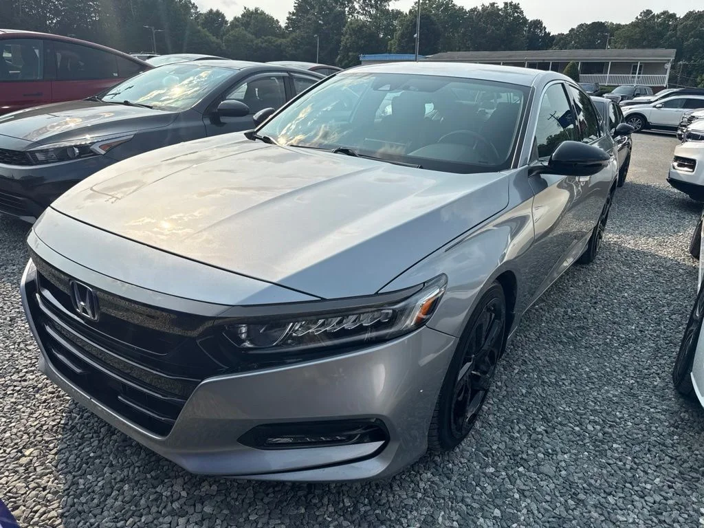 Used 2020  Honda Sport image 1