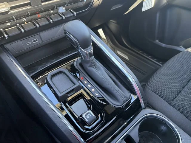 New 2026 Onyx Black GMC Elevation image 27
