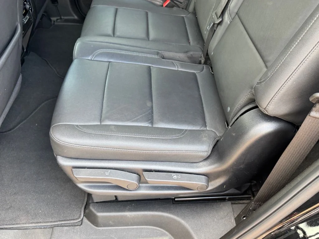 Used 2025 Black Chevrolet LT image 13