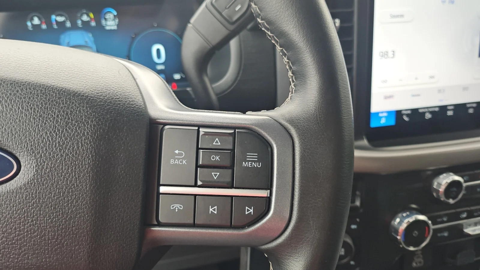 Used 2025 Light Blue Clearcoat Metallic Ford XLT 4WD image 18