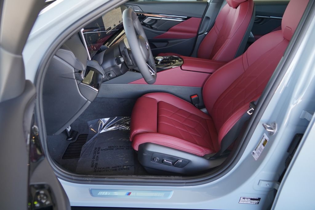 New 2027 Brooklyn Grey Metallic BMW 530i image 13