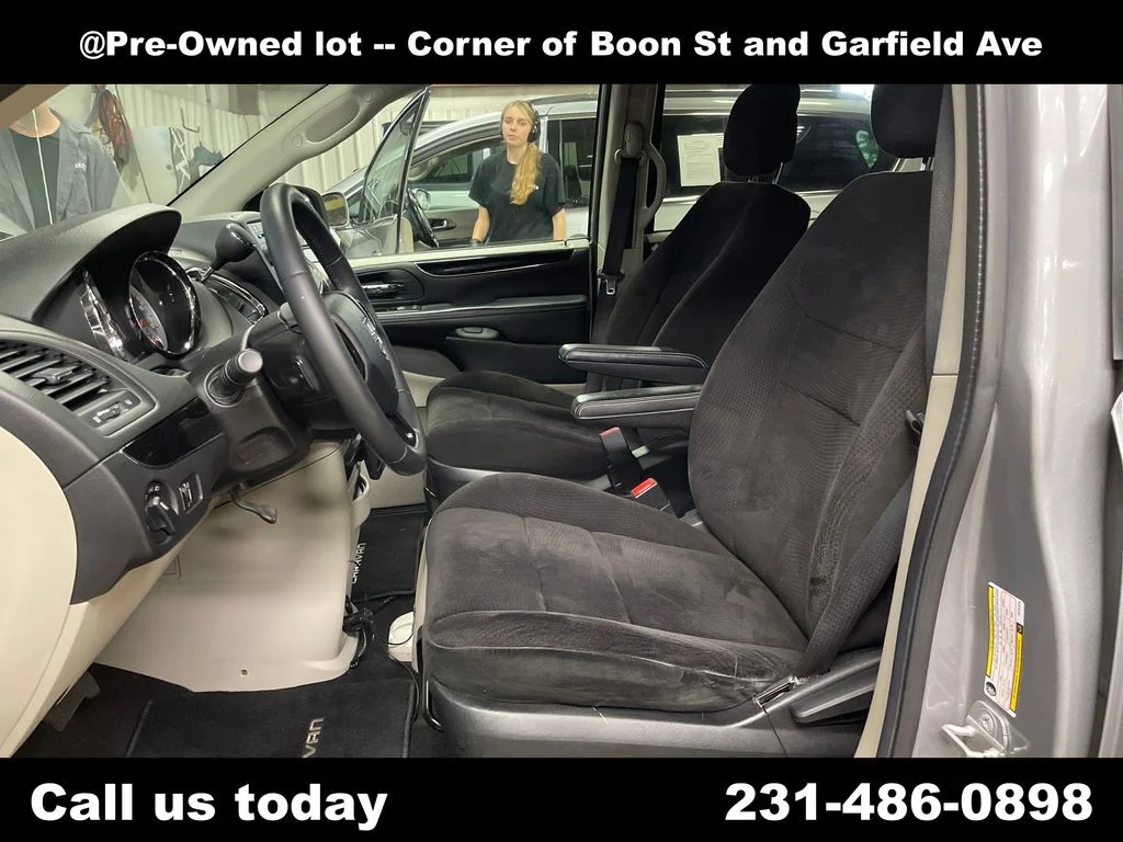 Used 2014 Silver Dodge SE 30th Anniversary image 14