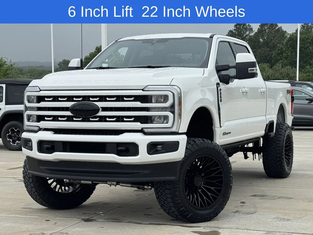 Used 2025 White Ford Lariat image 2