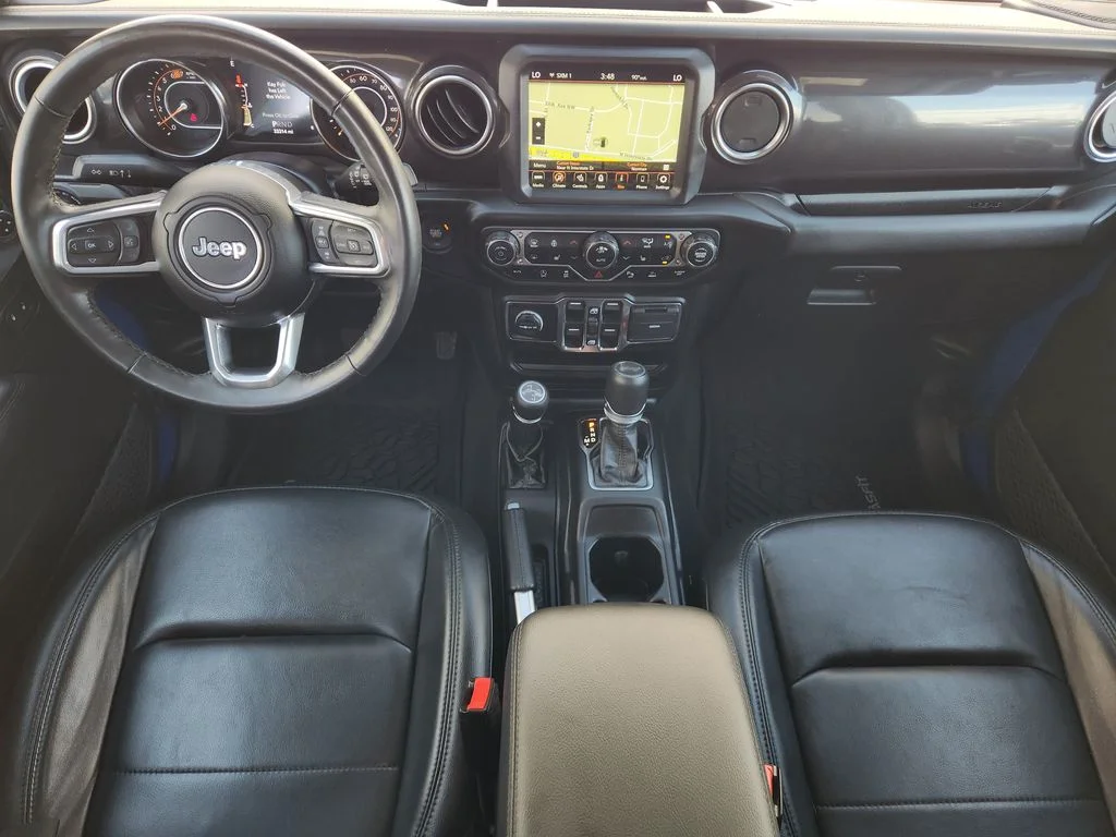 Used 2022 Hydro Blue Pearlcoat Jeep Unlimited Sahara Altitude image 27