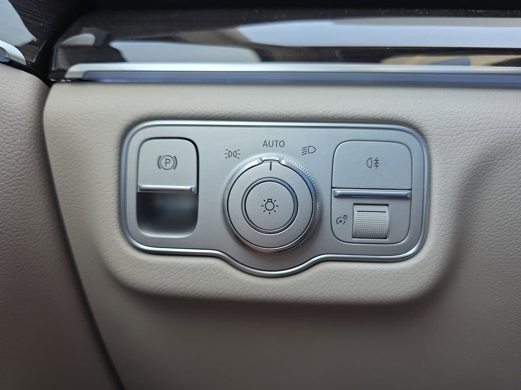 New 2026 Silver Mercedes-Benz GLE 450 image 27