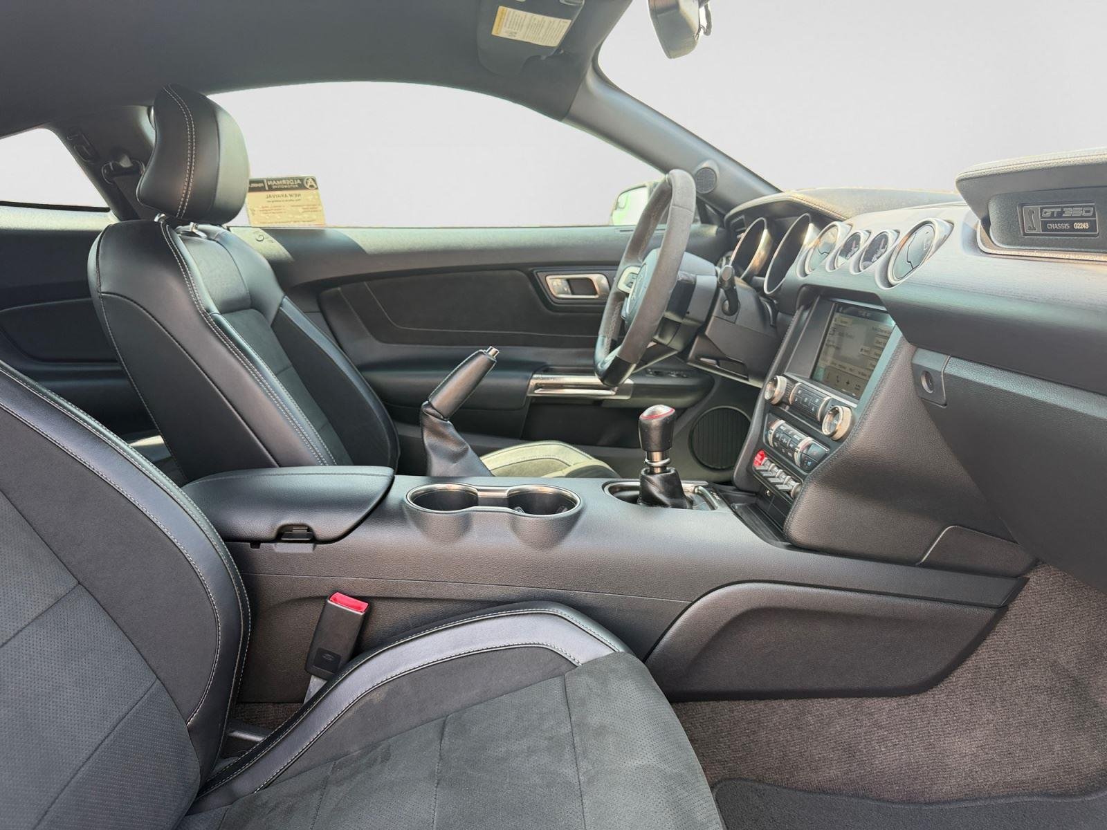 2016 Ford Mustang Shelby GT350 - Photo 15