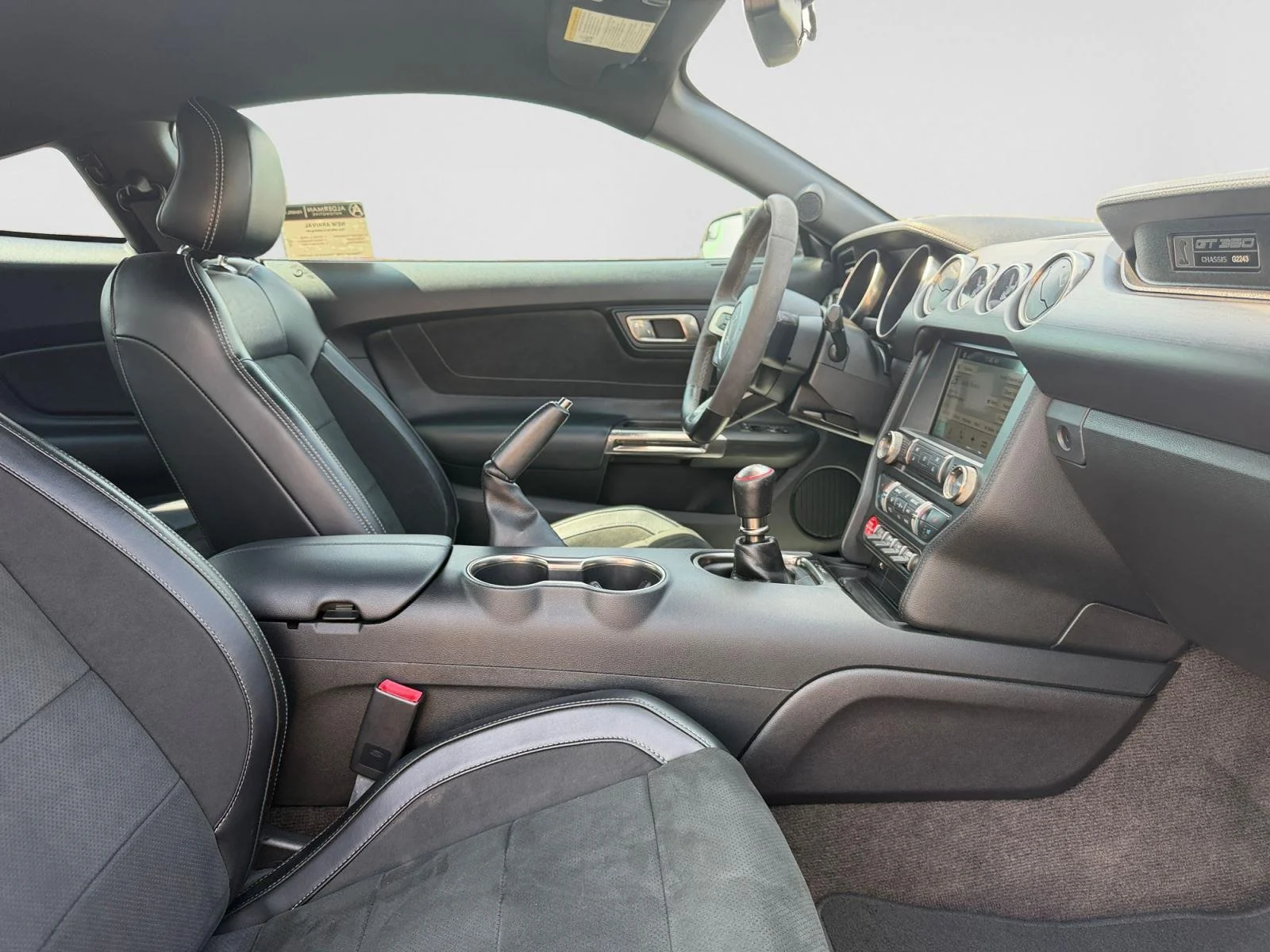 2016 Ford Mustang Shelby GT350 - Photo 15