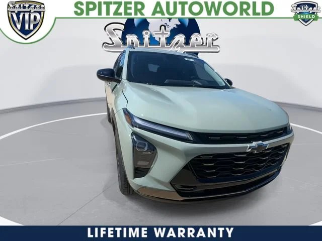 Used 2026 Green Chevrolet ACTIV image 3