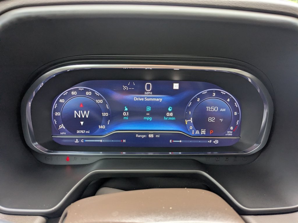 Used 2023 Summit White Chevrolet Z71 image 16