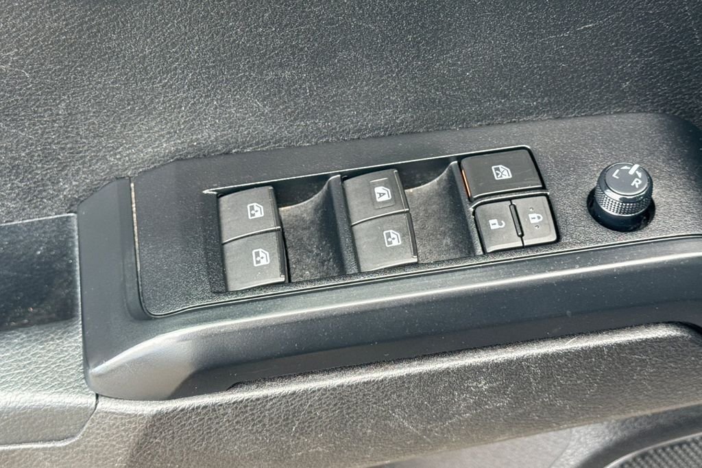 Used 2021 Silver Toyota SR image 14