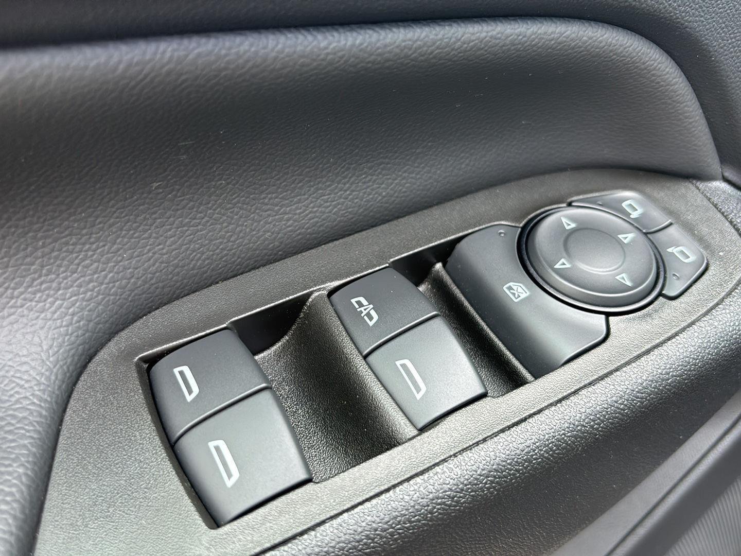 Used 2023 Mosaic Black Metallic Chevrolet LT image 16