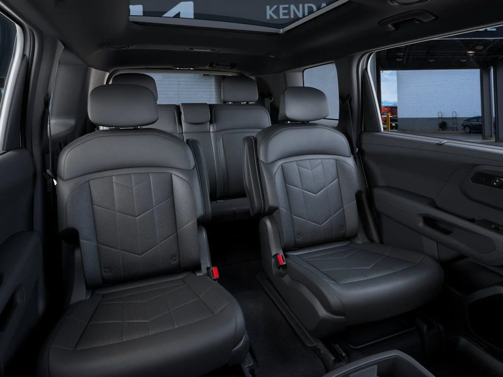 New 2027 Glacial White Pearl Kia X-LINE SX image 16