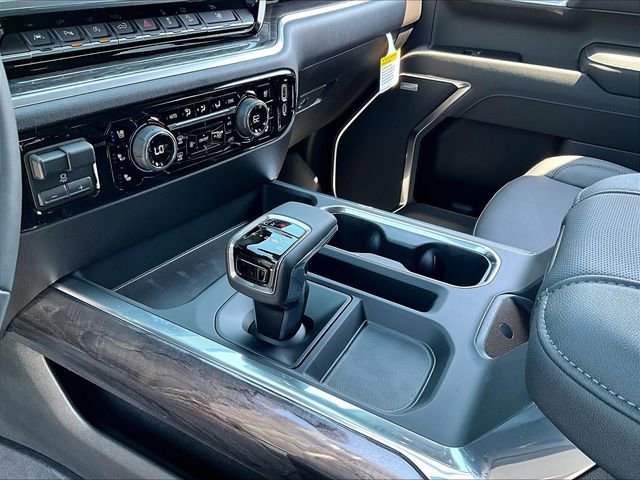 2026 Chevrolet Silverado 1500 LTZ - Photo 13