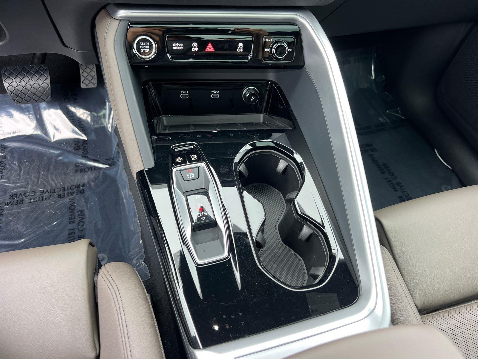 Used 2025 Mythos Black Metallic Audi Prestige image 33