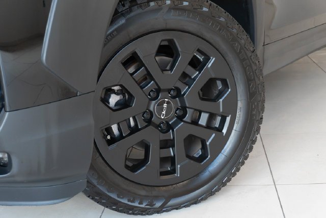 Used 2022 Black Honda Black Edition image 2