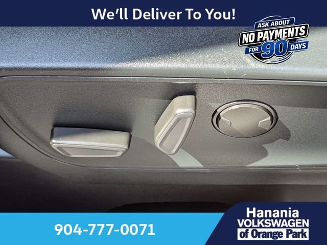 Used 2020 Orange Ford Titanium image 22