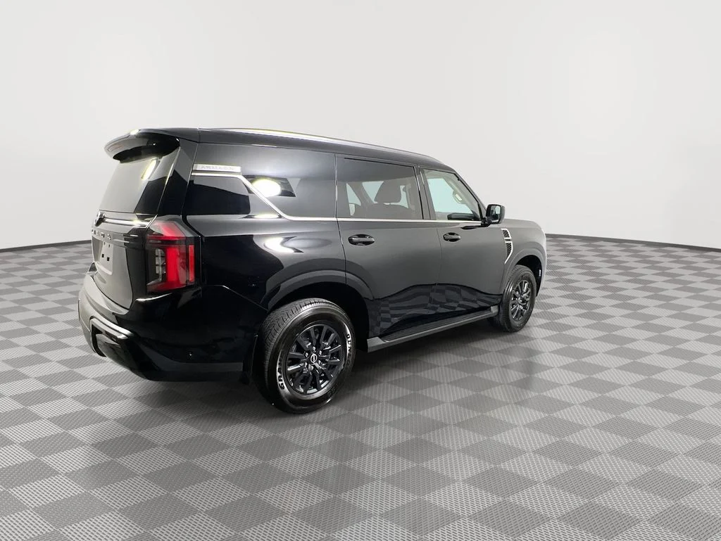 2025 Nissan Armada SV - Photo 8