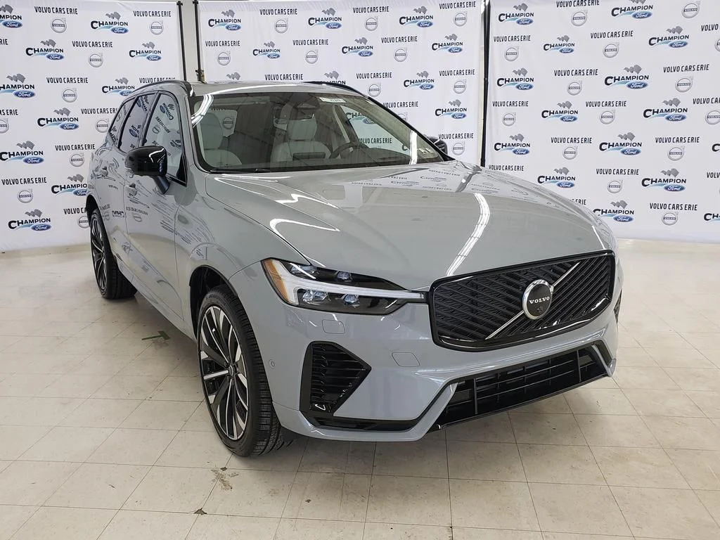 2026 Volvo XC60 T8 Ultra Dark AWD's photo