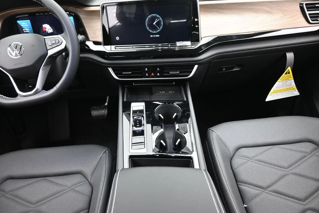 2026 Volkswagen Atlas SE w/Tech - Photo 12