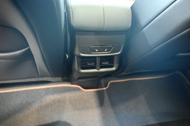 2026 GMC Terrain AT4 - Photo 27