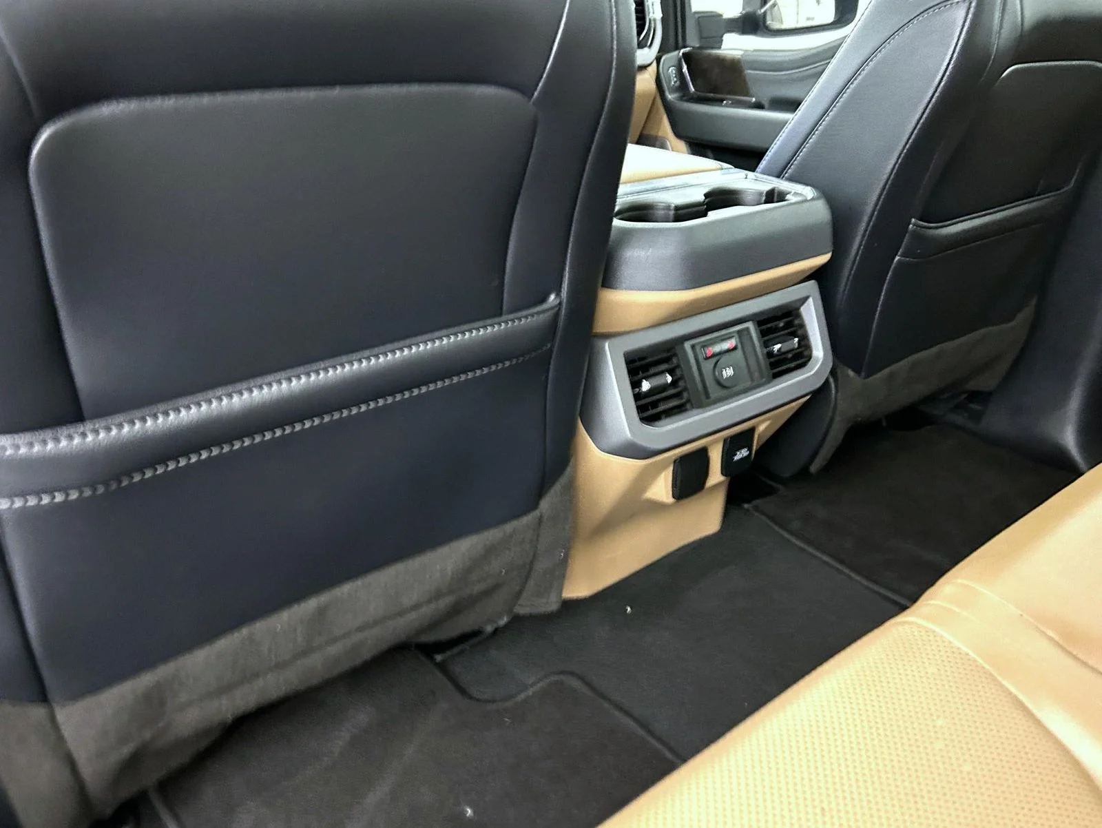 Used 2023 Blue Ford Lariat image 21