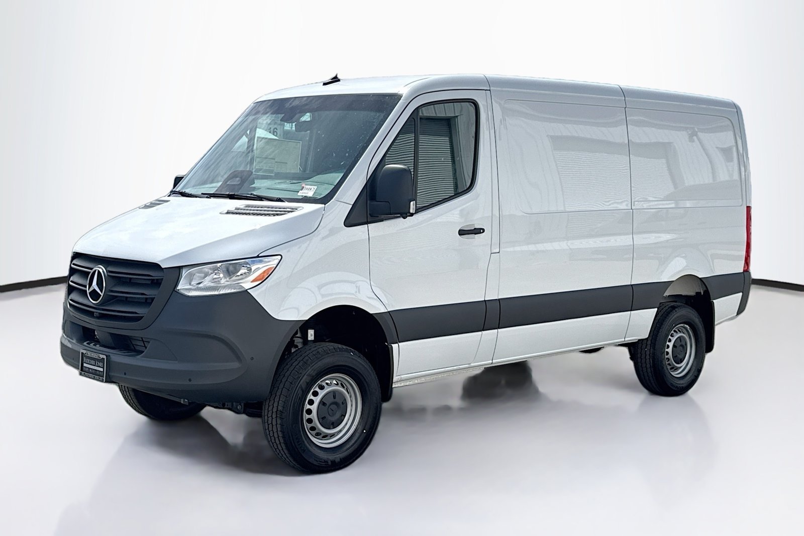 New 2026 Arctic White Mercedes-Benz  image 1