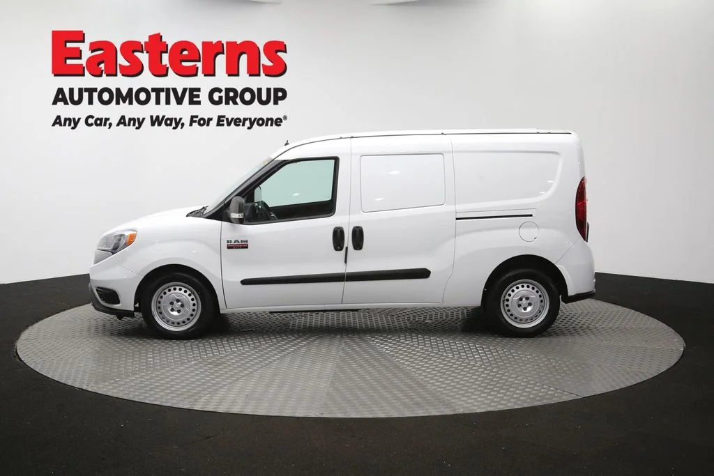 Used 2022 White Ram Base image 60