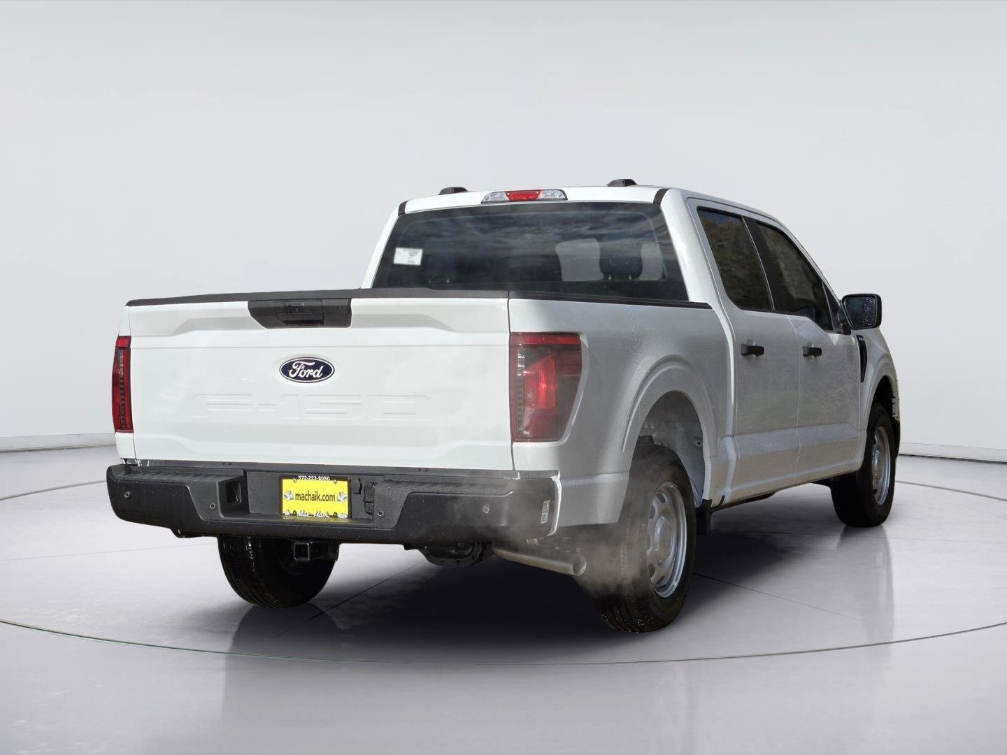 New 2026 Oxford White Ford XL image 4