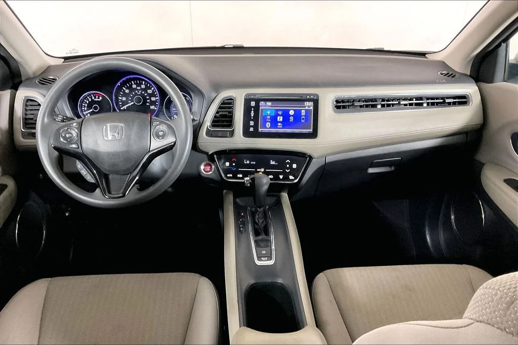 Used 2018  Honda EX image 15
