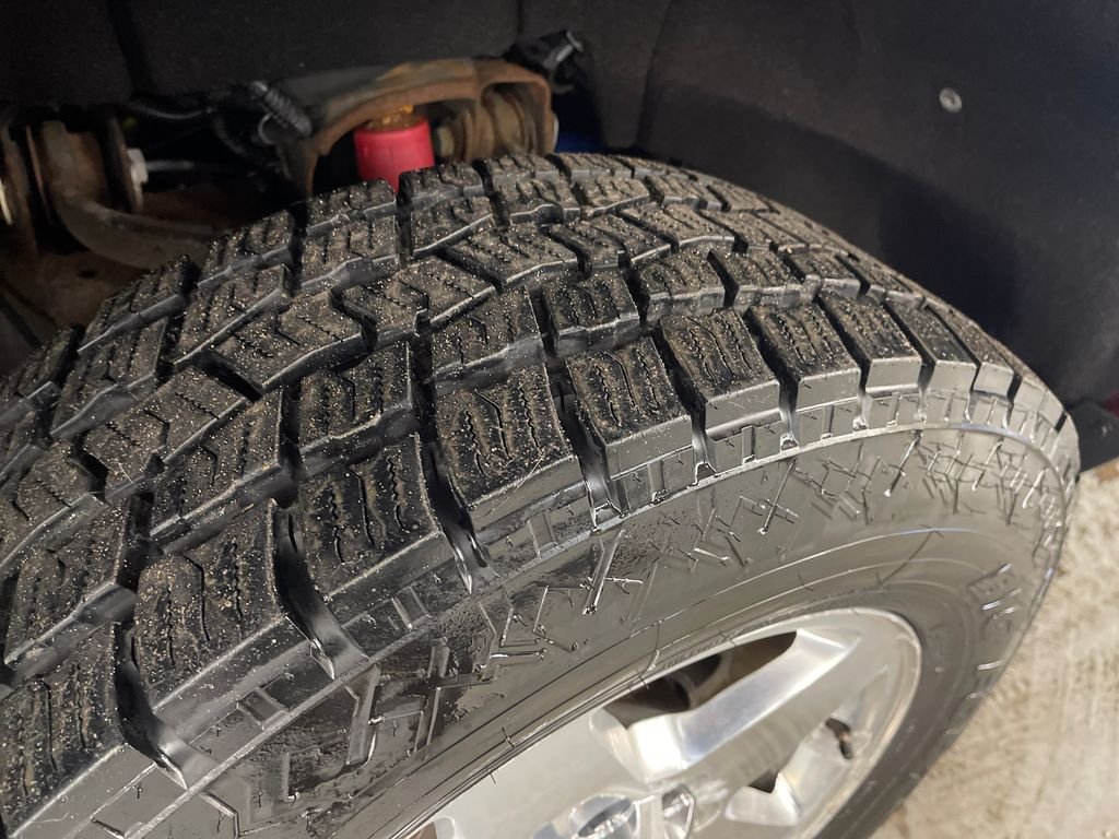 Used 2015 Red Chevrolet LTZ image 11