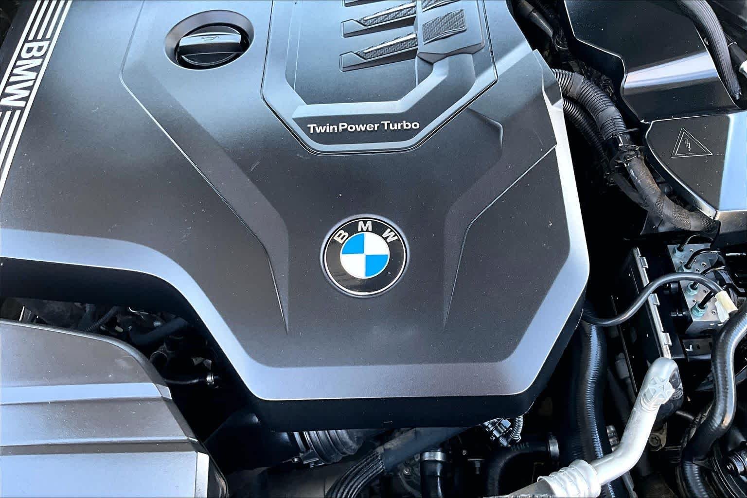 Used 2022 Mineral Grey Metallic BMW 330i image 32