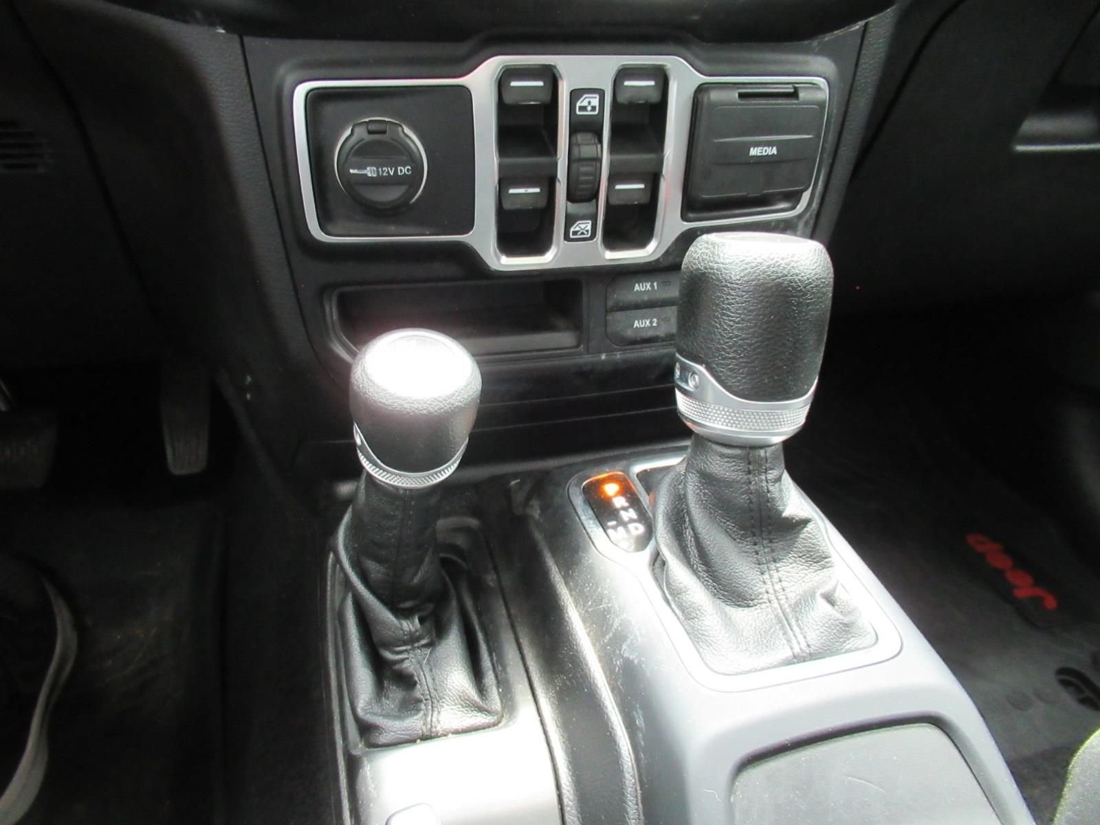 Used 2020 White Jeep Sport image 27