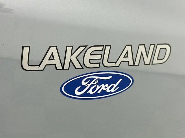 New 2026 Gray Ford Select image 27