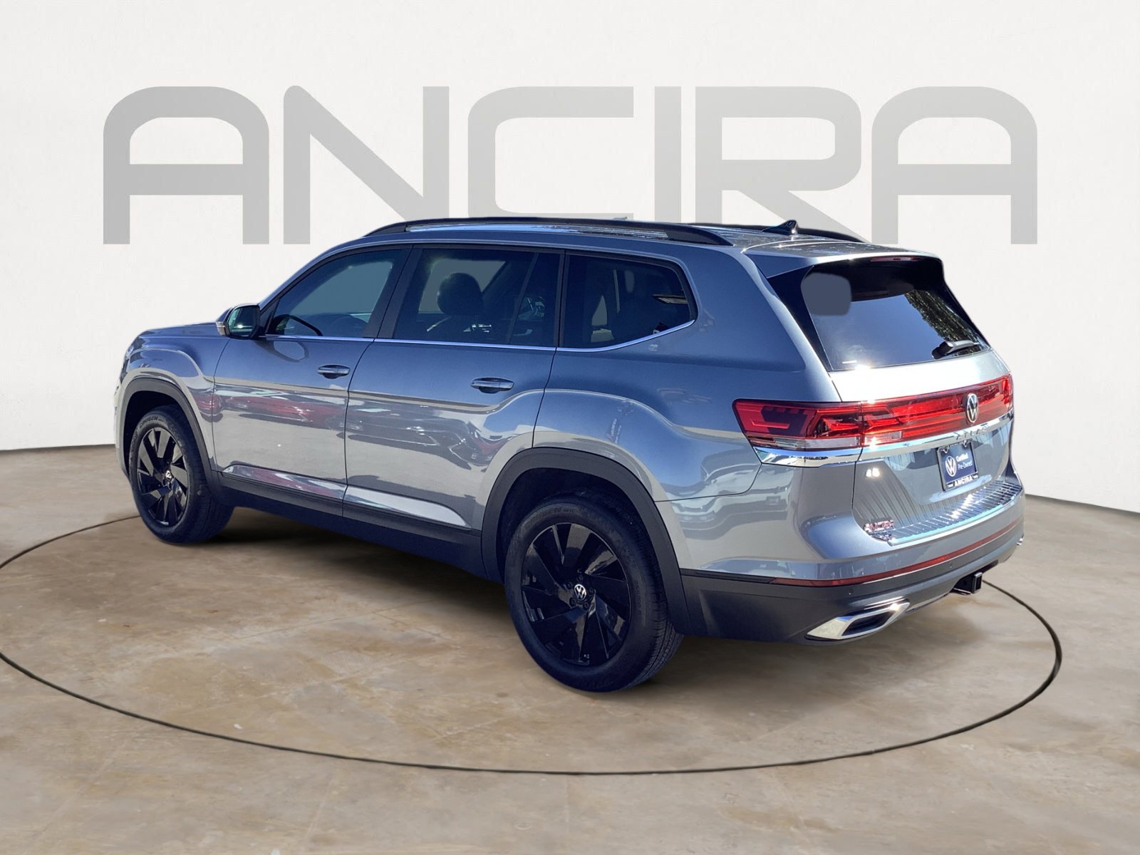 2025 Volkswagen Atlas SE w/Tech - Photo 6