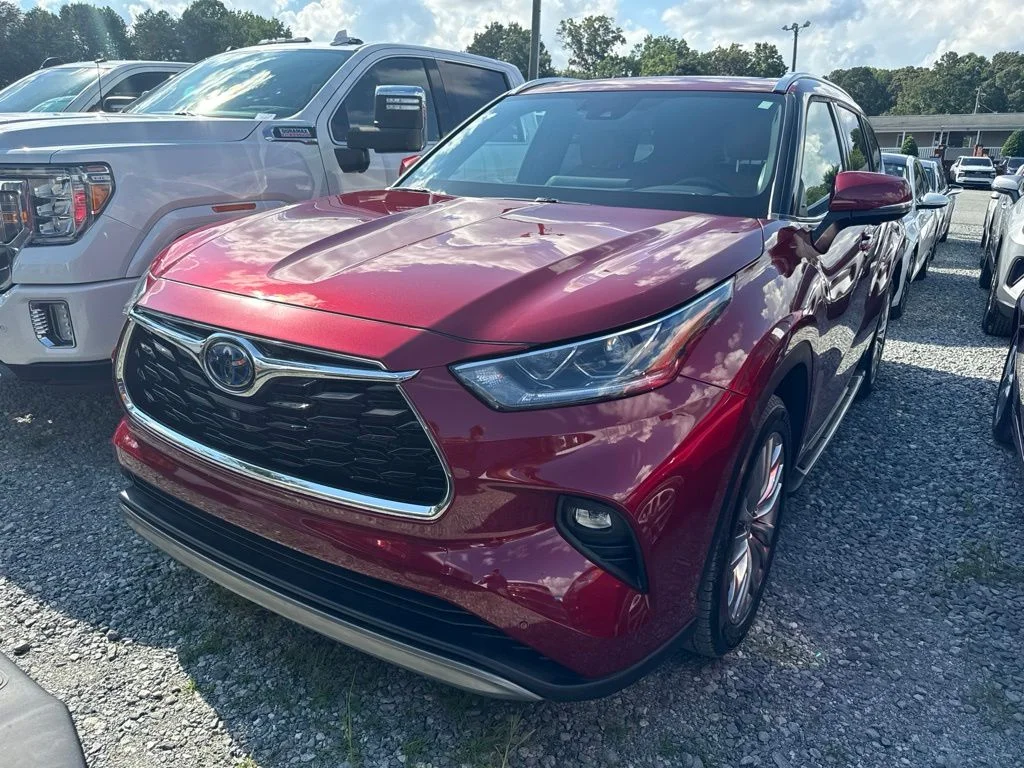 Used 2023 Red Toyota Platinum image 1