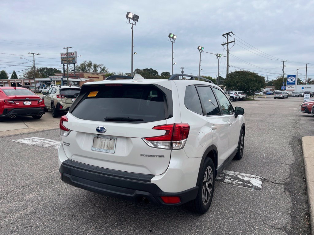 Certified Used 2021 White Subaru Premium image 4