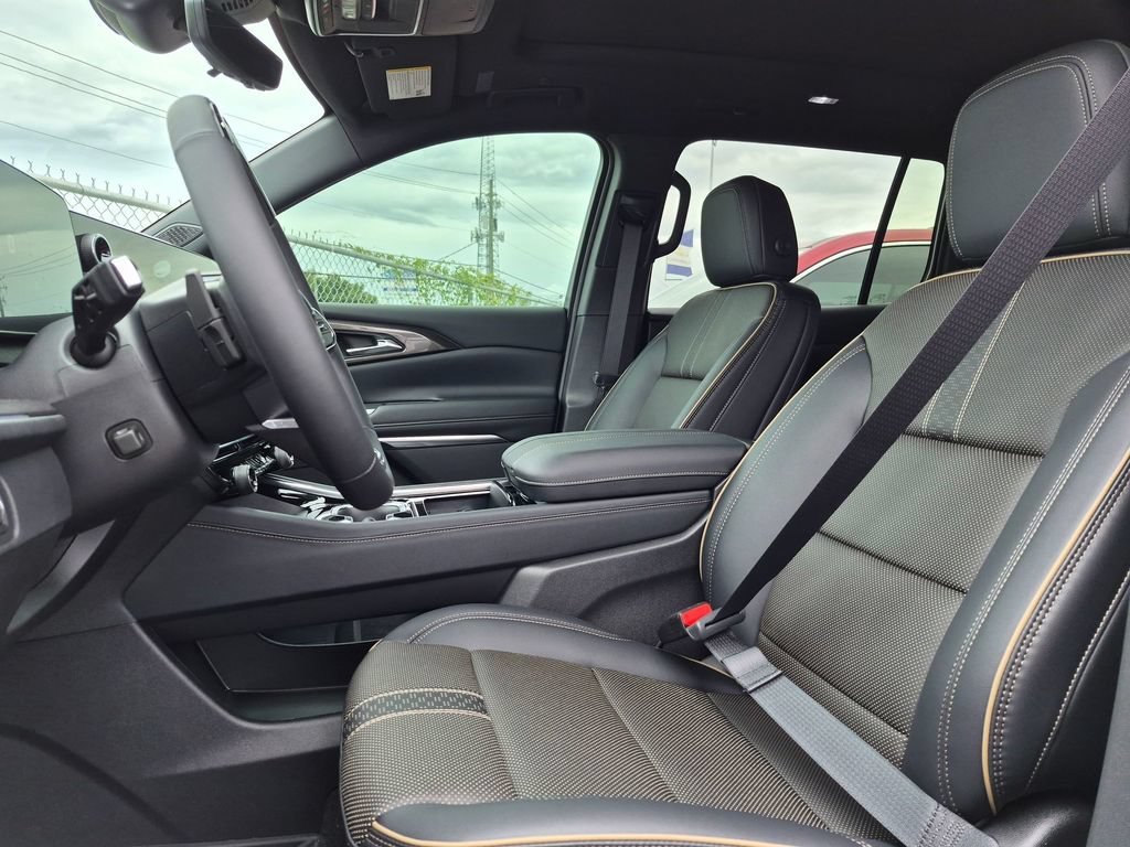 2026 Chevrolet Traverse High Country - Photo 15
