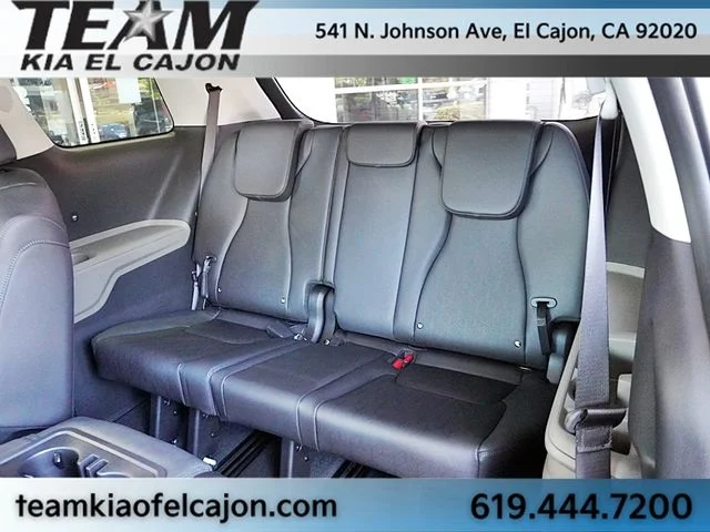 New 2026 White Kia LXS image 21