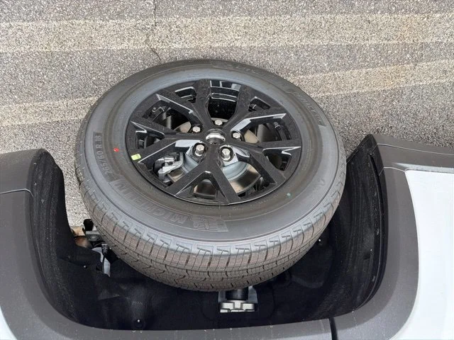New 2026 White Jeep Altitude image 6