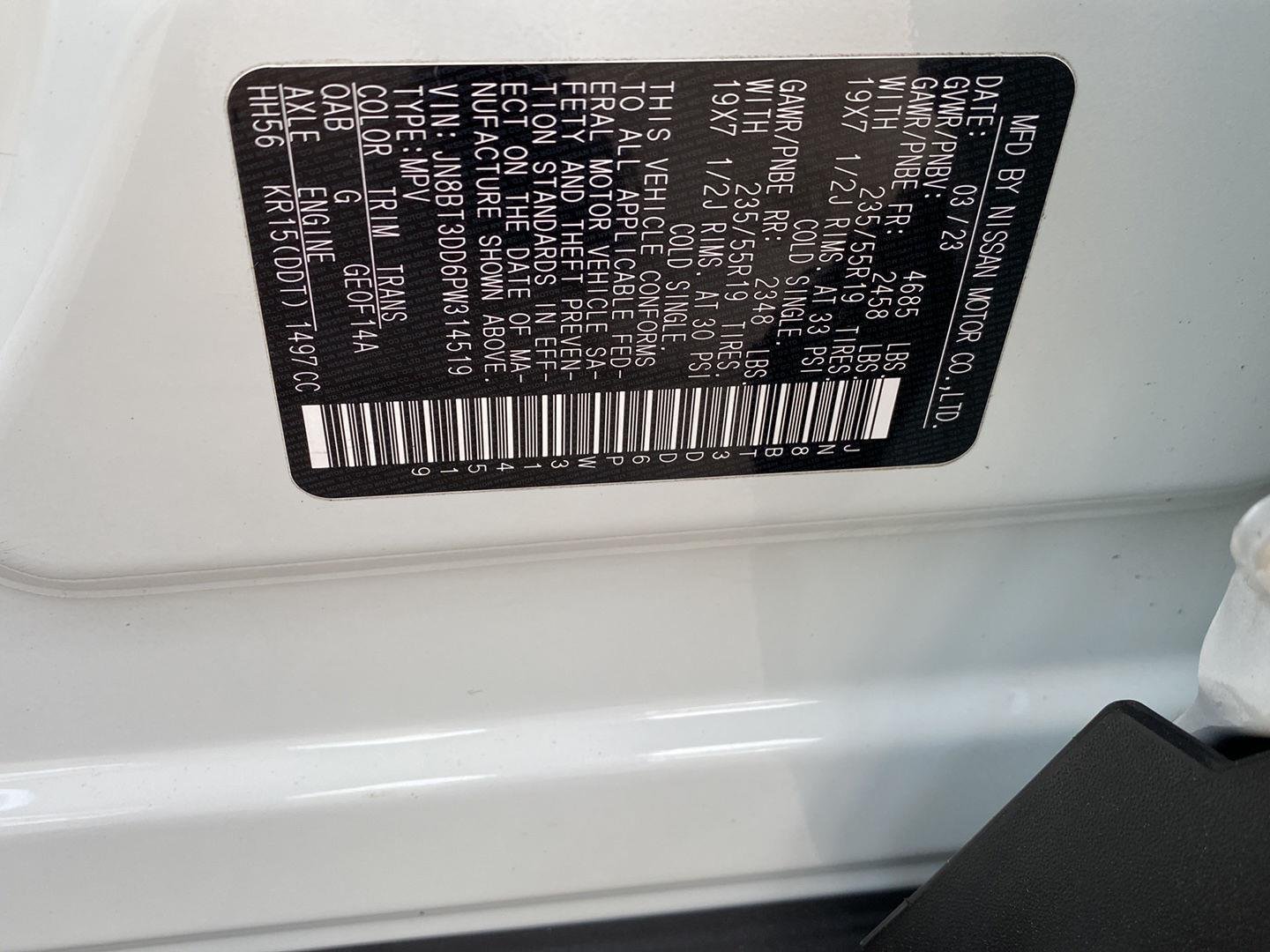 Certified Used 2023 Pearl White Tricoat Nissan Platinum image 15