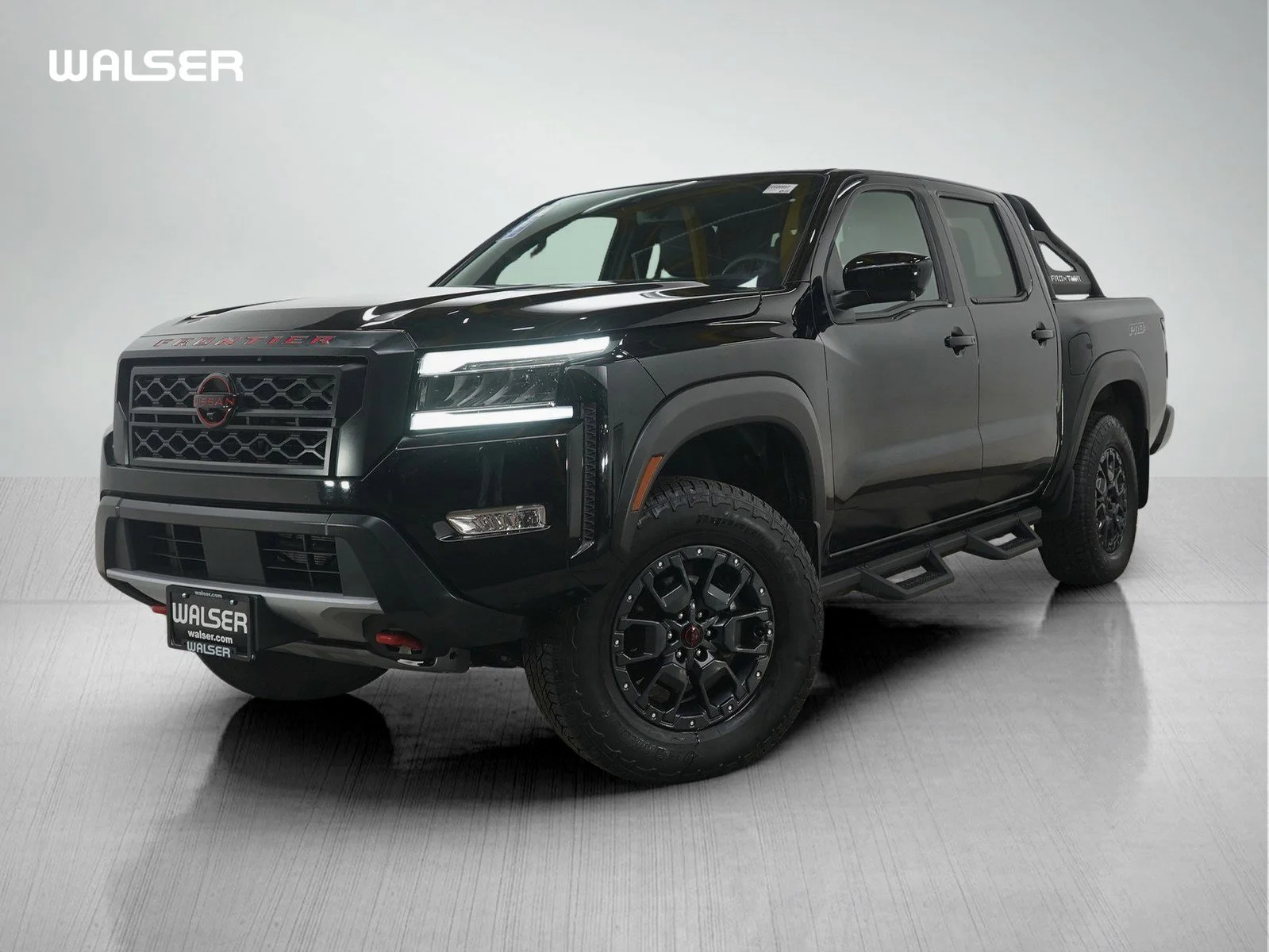 2023 Nissan Frontier PRO-4X Crew Cab 4X4's photo