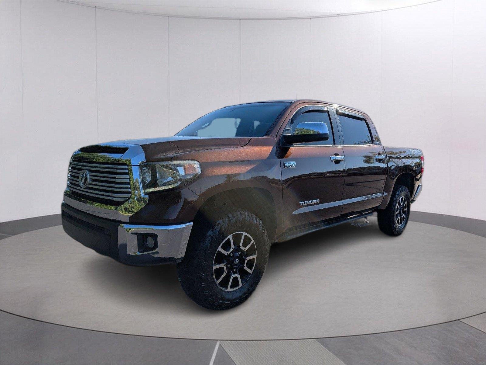 2015 Toyota Tundra Truck