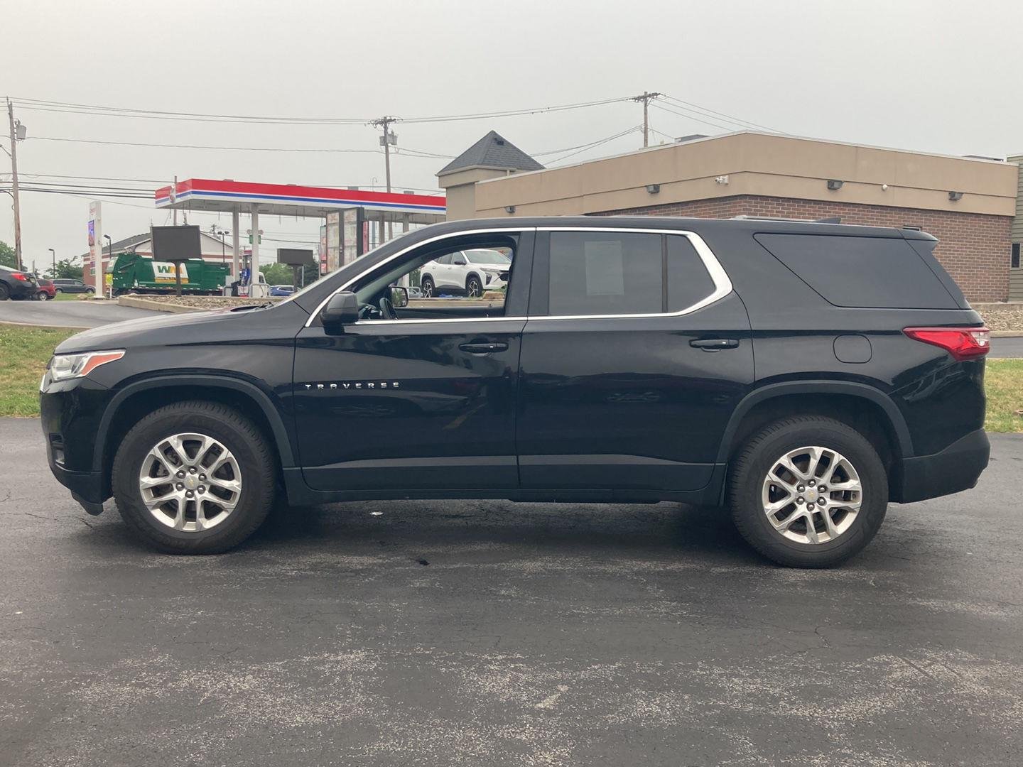 Used 2021 MOSAIC BLACK METALLIC Chevrolet LS image 4