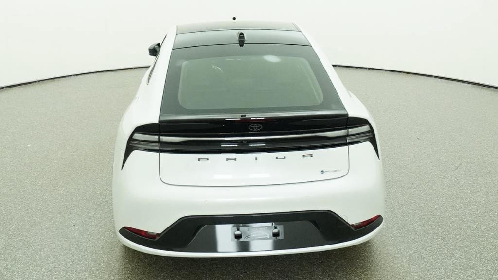 New 2026 Wind Chill Pearl Toyota XSE Premium image 38