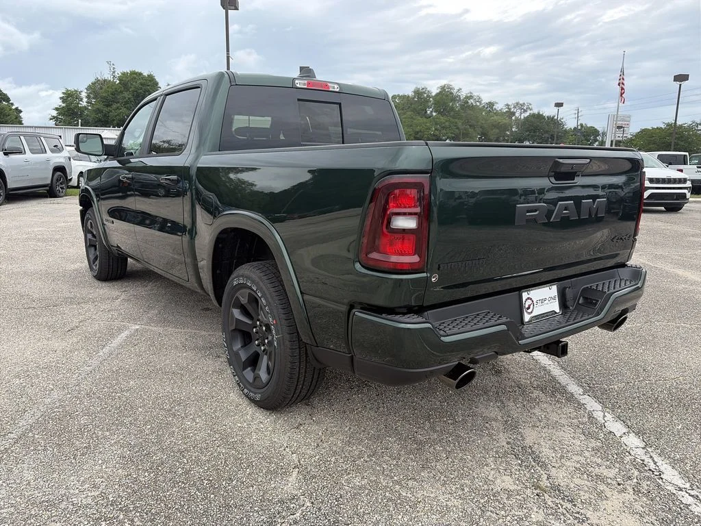 New 2026 Serrano Green Metallic RAM Big Horn/Lone Star image 4