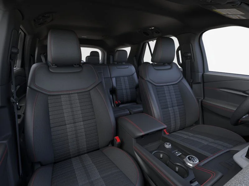 New 2025 Rapid Red Metallic Tinted Clearcoat Ford ST-Line image 10