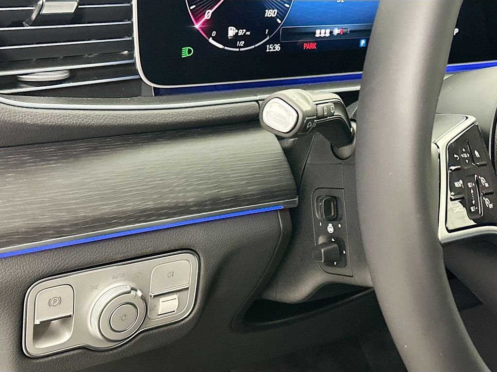 New 2026 Polar White Mercedes-Benz GLE 350 image 9