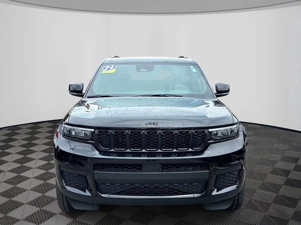 Used 2024 Black Jeep Altitude X image 2