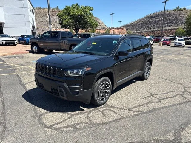 New 2026 Diamond Black Crystal Pearl-Coat Exterior Paint Jeep Laredo image 2