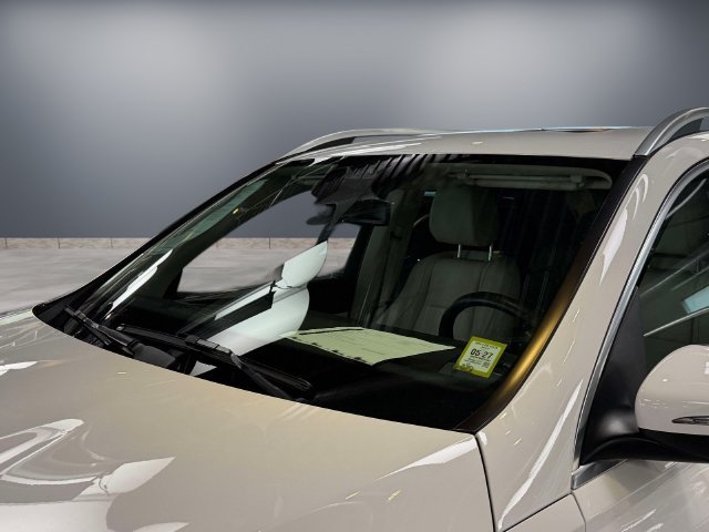 Certified Used 2025 White Mercedes-Benz GLE 350 image 18